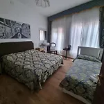Szálloda Casa Peron