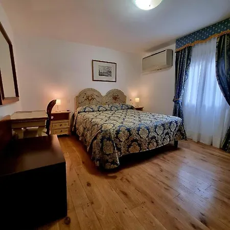 Hotel Casa Peron Venetië