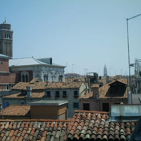 알베르고 카사 페론 호텔