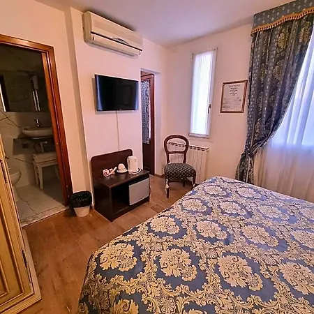 Hotel Casa Peron *