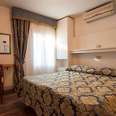 Casa Peron Venice