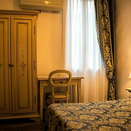 Casa Peron Venice