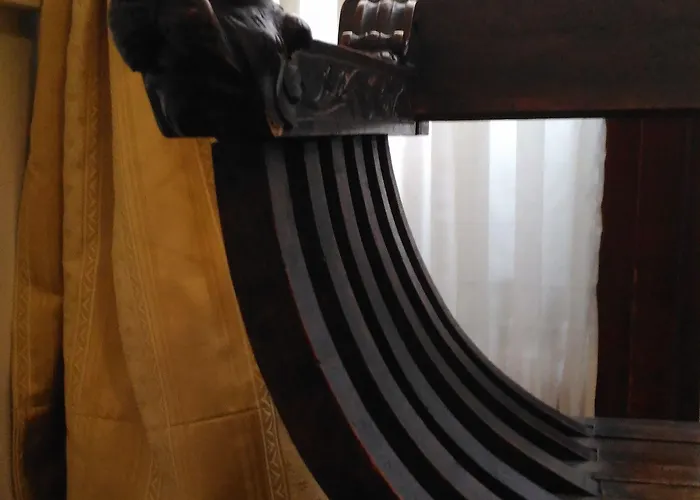 阿尔伯格卡萨庇隆酒店 酒店 *