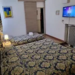 Hotel Casa Peron *
