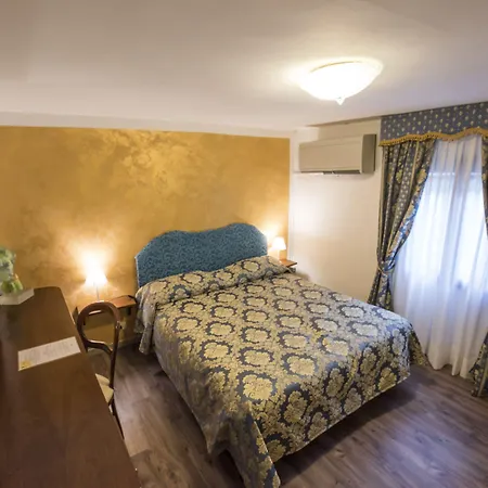 Hotel Casa Peron *